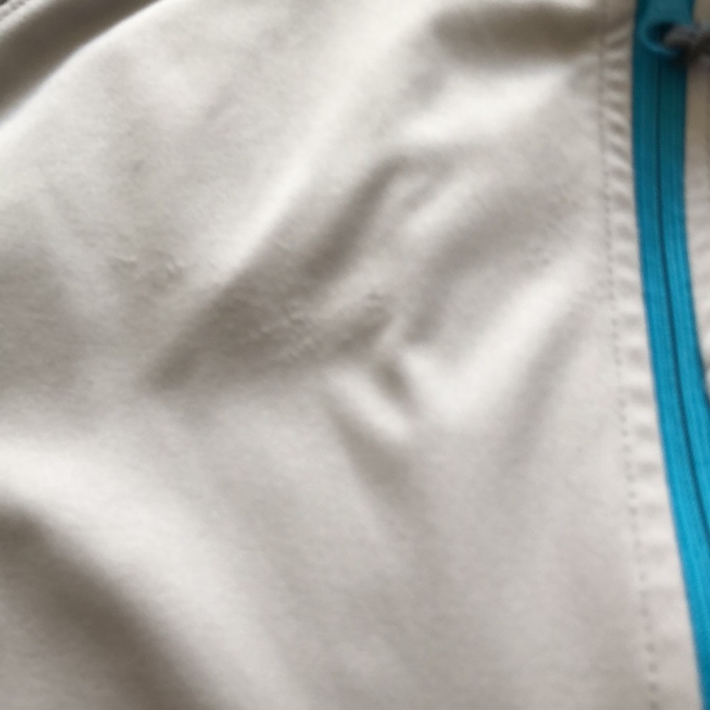 HELLY HANSEN light weight zipper jacket - Picture 7 of 8